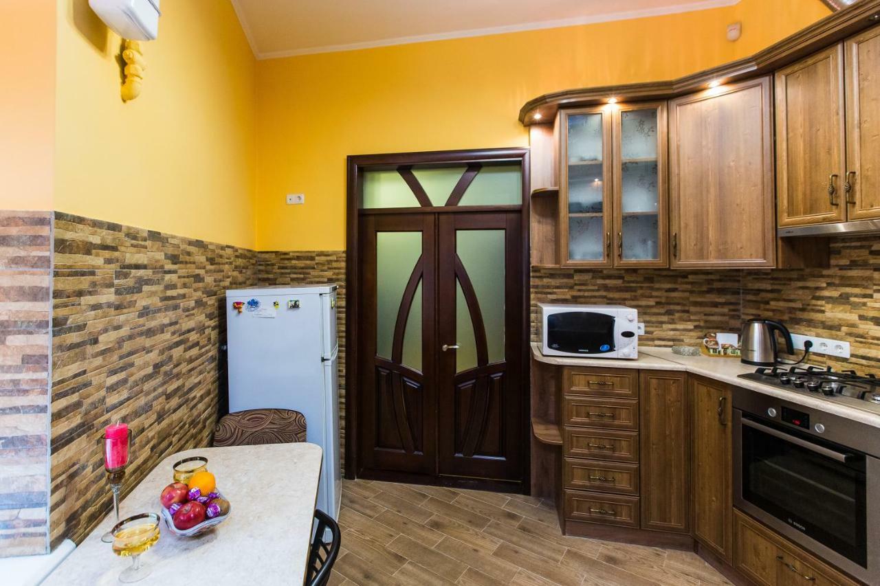 Apartments On Sholom Aleichem Та Ще Варіант Поруч Lviv Exterior photo